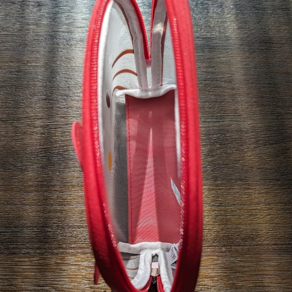 BNWT Sanrio Miniso Hello Kitty Mesh Cosmetics Bag - Picture 4 of 9